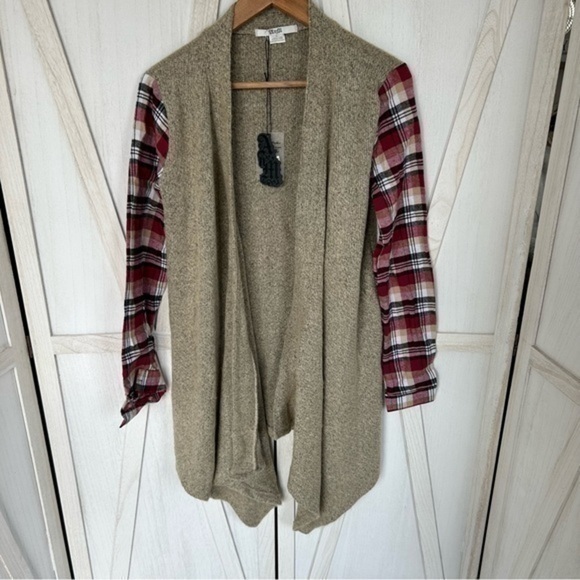 ✨NWT plaid knit cardigan beige sweater S - Picture 4 of 12